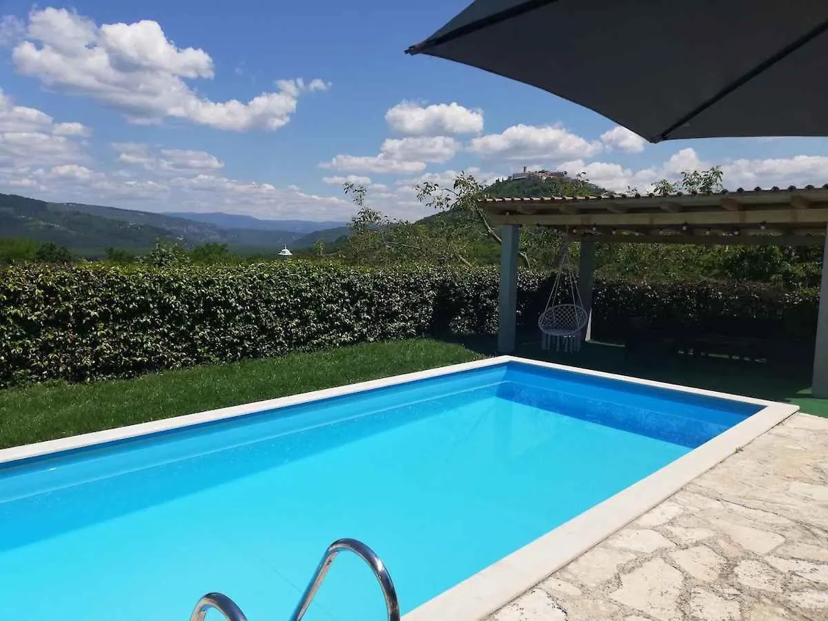 Holiday Home In Motovun/Istrien 9999 Brkač